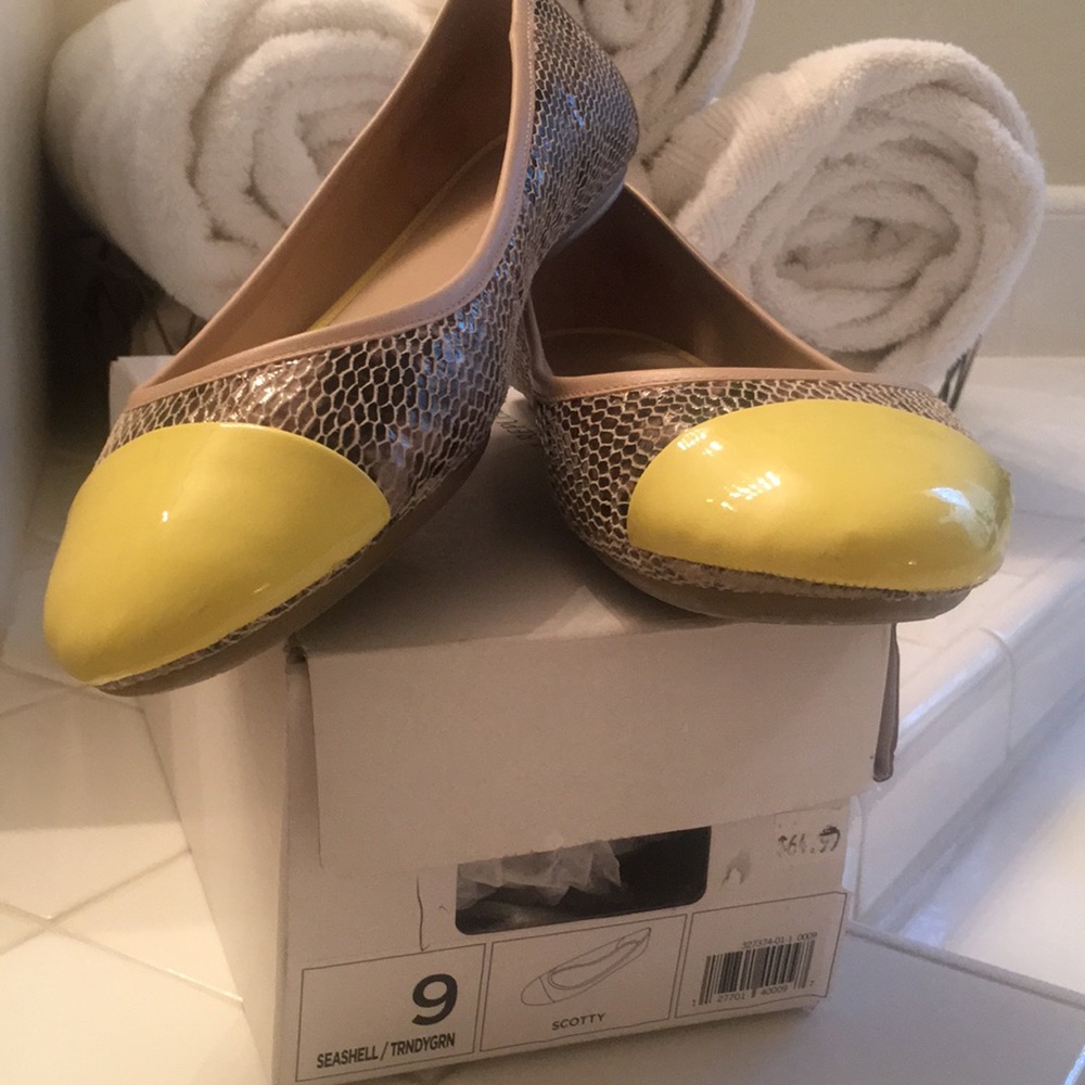 Banana Republic shoes